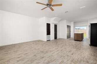 609 Jasper St in Edinburg, TX - Building Photo - Building Photo