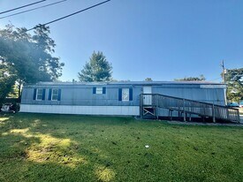 1007 Spooner St in Pasadena, TX - Building Photo