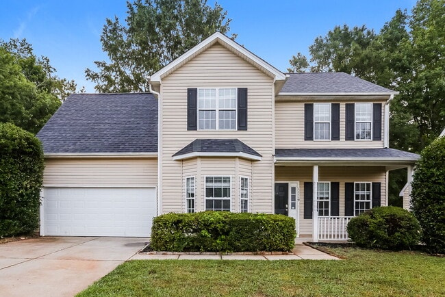 property at 11119 Amberglades Ln