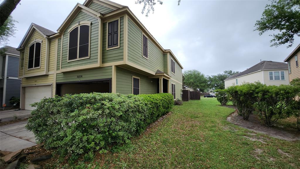 16514 Cheshire Grove Ln in Houston, TX - Building Photo