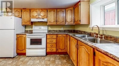 367 Southside Rd in St John's, NL - Building Photo - Building Photo