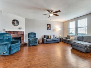 8406 Beachplum Way in Arlington, TX - Building Photo - Building Photo