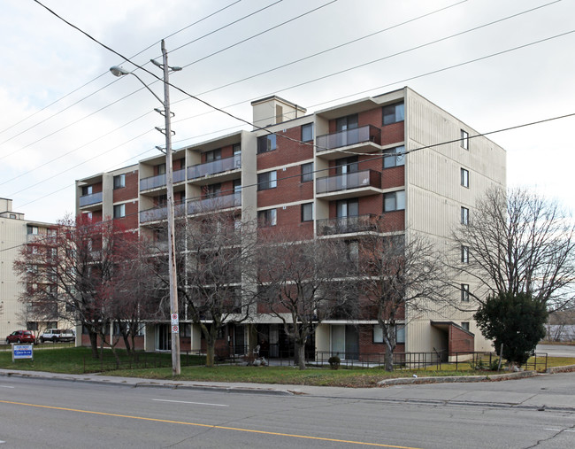 D'Angelo Homes in Oshawa, ON - Building Photo - Building Photo