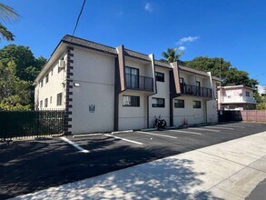 1251 NW 4th St in Miami, FL - Building Photo - Building Photo
