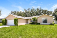 11708 Foxglove Dr in Clermont, FL - Foto de edificio - Building Photo