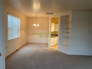 1705 E 23rd St in Farmington, NM - Building Photo - Building Photo