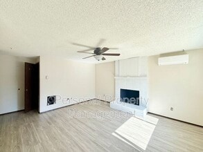 914 NE 141st Ave in Vancouver, WA - Building Photo - Building Photo