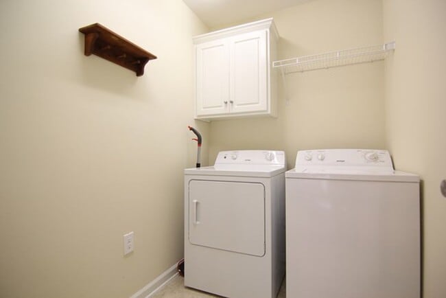 108 Mistletoe Way in Greenwood, SC - Building Photo - Building Photo