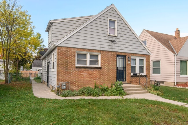 property at 9424 W Lisbon Ave