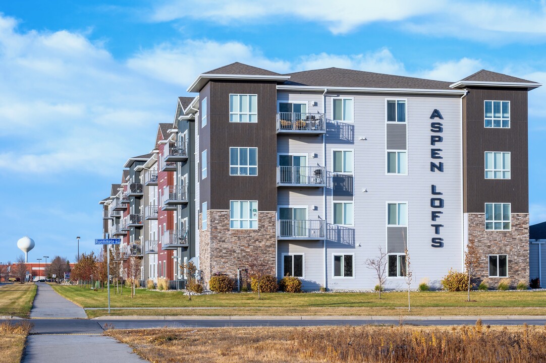 Aspen Lofts in Grand Forks, ND - Building Photo