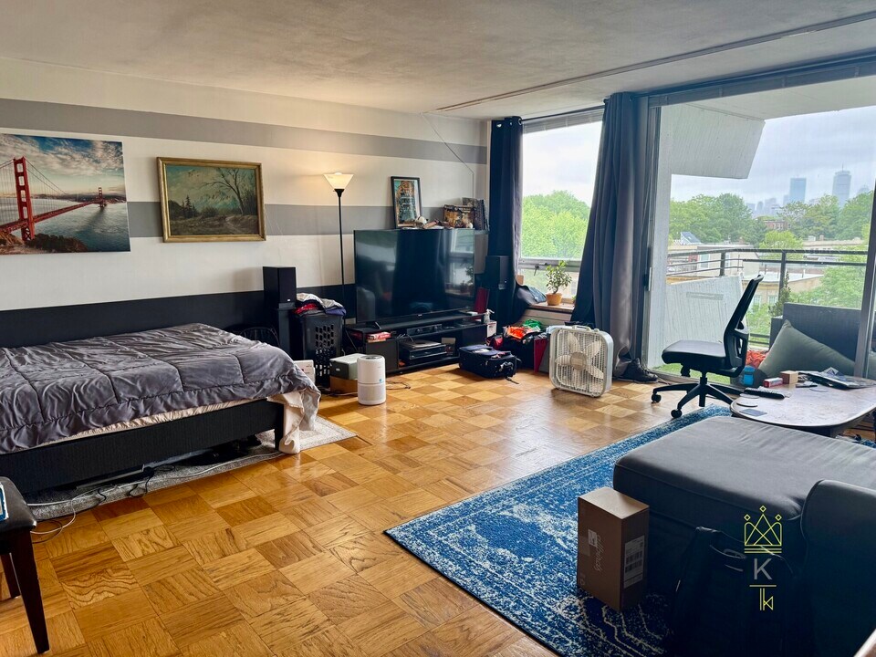 60 Babcock St, Unit 63 in Brookline, MA - Building Photo
