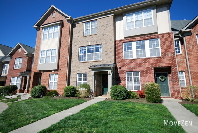 9904 Marni Ct in Raleigh, NC - Foto de edificio - Building Photo