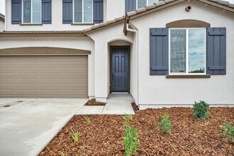 5316 Allentown Wy in Sacramento, CA - Foto de edificio - Building Photo