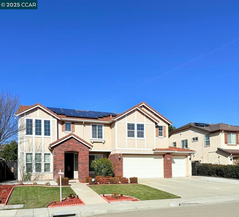 448 Shannon Way in Oakley, CA - Building Photo