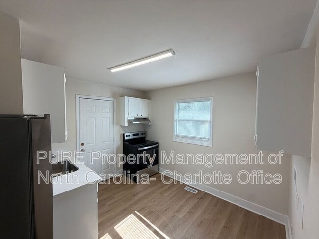 property at 1732 Newland Rd