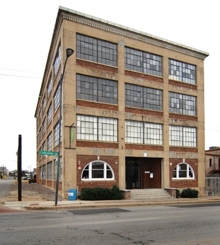 Lancaster Loft in Fort Worth, TX - Foto de edificio