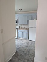 560 Clinton Ct, Unit 560 clinton court in Hazleton, PA - Building Photo