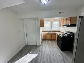 3100 Tidewater Dr in Norfolk, VA - Building Photo - Building Photo