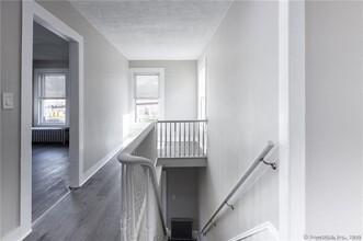 131 Park St in Bristol, CT - Building Photo - Building Photo