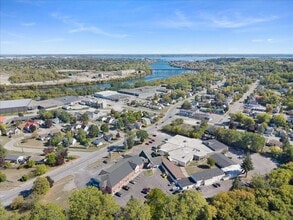 10 Trenton St in Quinte West, ON - Building Photo - Building Photo