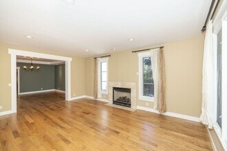 24 Starr Way in Mountain View, CA - Building Photo - Building Photo