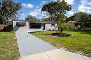 625 Slote Dr in Apopka, FL - Building Photo