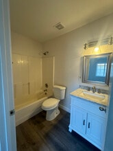 2702 E Juniper Ave in Phoenix, AZ - Foto de edificio - Building Photo