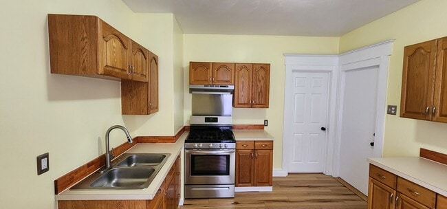 1193 W Onondaga St, Unit 1193 W. Onondaga in Syracuse, NY - Foto de edificio - Building Photo