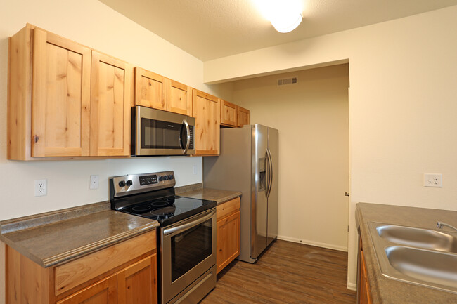 Heron Pointe Apartments in Berthoud, CO - Building Photo - Interior Photo