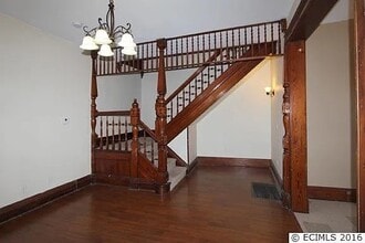 422 Loras Blvd in Dubuque, IA - Building Photo - Building Photo