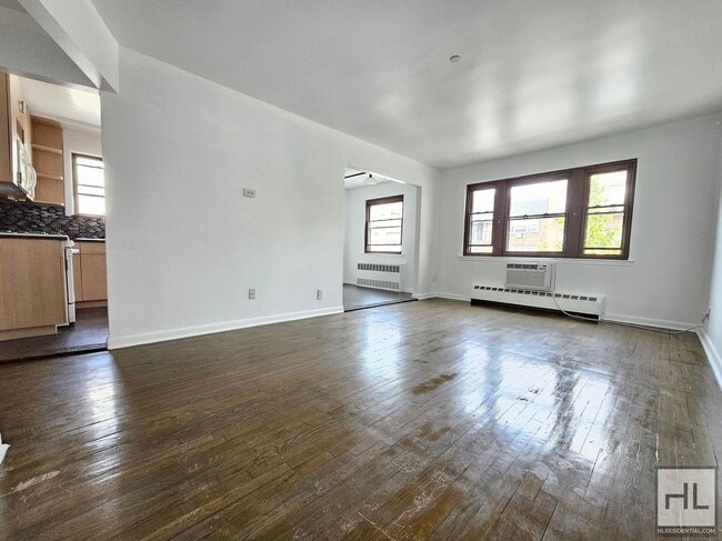 Spacious 2 Bedroom Apartment in the Heart