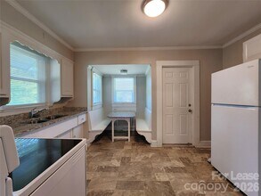 12 Woodsdale Pl SE in Concord, NC - Building Photo - Building Photo