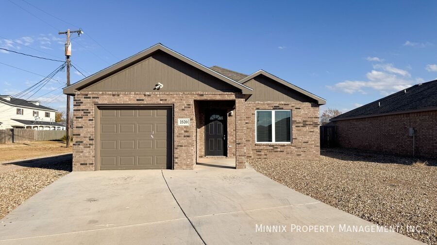 2520 N Ave O in Lubbock, TX - Building Photo