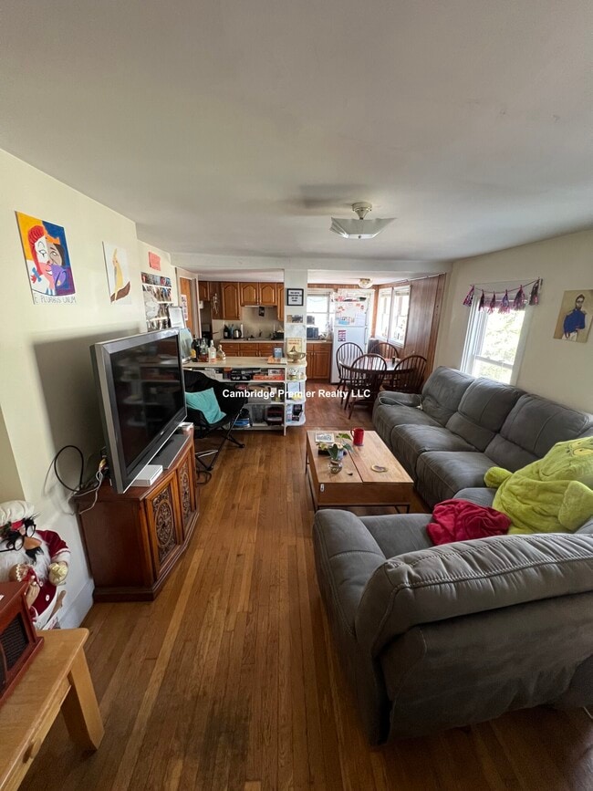 28A Cherry St, Unit 2