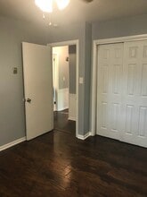 1707 Woodside Dr, Unit Bedroom 1 in Springfield, TN - Building Photo - Building Photo