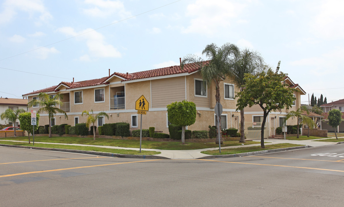 11846 186th St in Artesia, CA - Building Photo