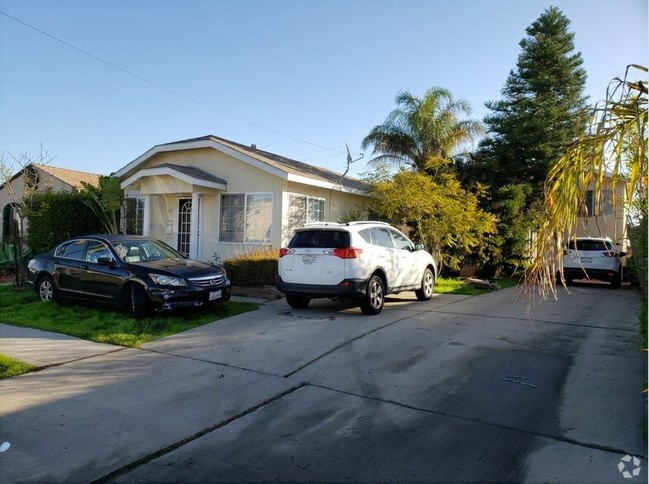 4555 36th St in San Diego, CA - Building Photo - Building Photo