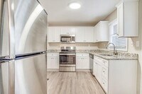 3407 Longleaf Dr photo'