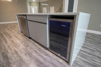 2033 Greenbriar Ter in Davenport, FL - Foto de edificio - Building Photo