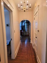 19 Idlewild Park in Watervliet, NY - Building Photo