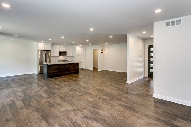 514 N Broadmoor Ave in Wichita, KS - Building Photo - Building Photo