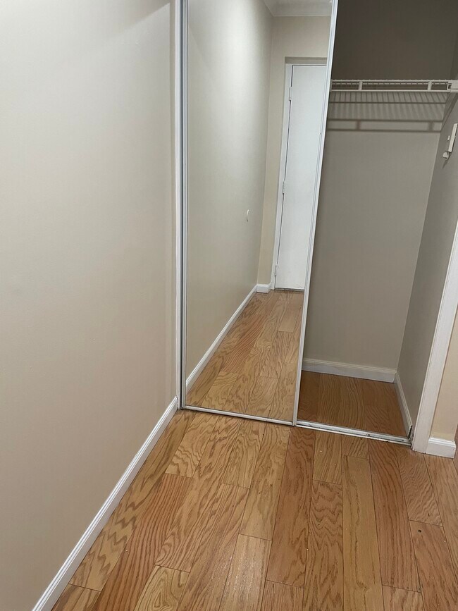 18308 Streamside Drive, Unit 103 in Gaithersburg, MD - Building Photo - Building Photo