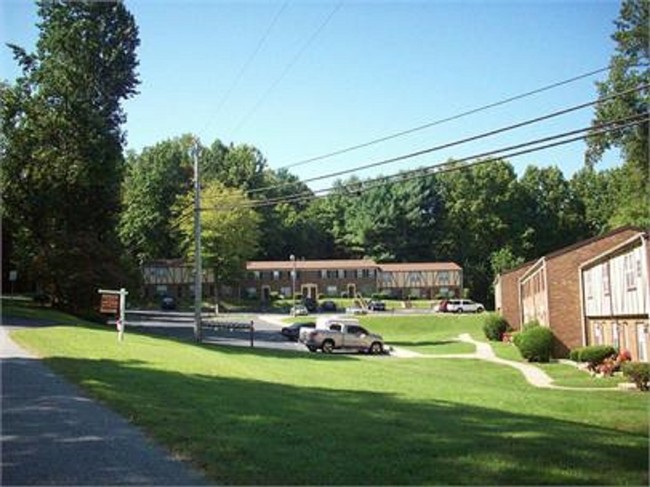 British Woods Apartments in Lenoir, NC - Building Photo - Other