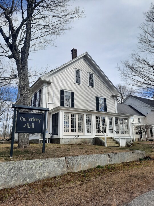 353 Baptist Rd in Canterbury, NH - Building Photo