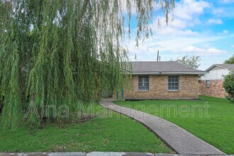 2529 Belhaven Dr in Mesquite, TX - Building Photo - Building Photo