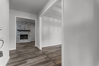 12112 FM 14 in Tyler, TX - Foto de edificio - Building Photo