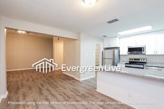 8734 Shallow Ridge Dr in San Antonio, TX - Building Photo - Building Photo