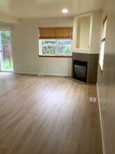 829-121 121st St SW in Everett, WA - Building Photo - Building Photo