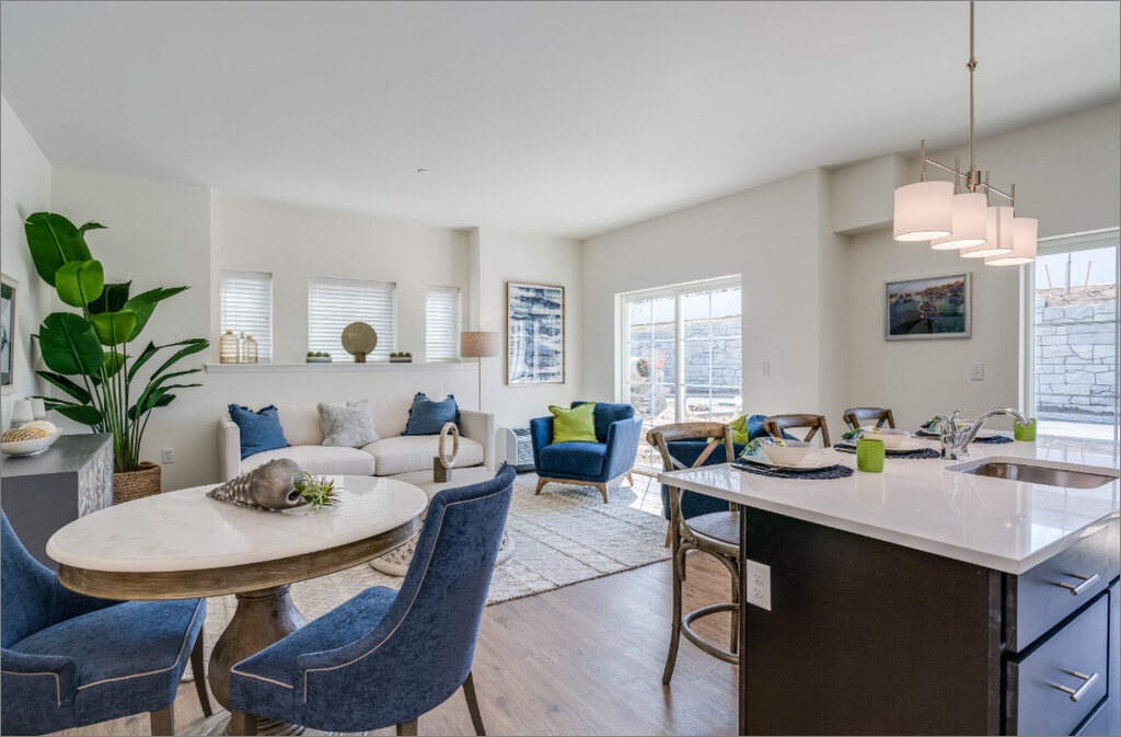 Fieldstone at Commack 55+ Apartments in Commack, NY