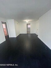 1806 Van Wert Ave in Jacksonville, FL - Foto de edificio - Building Photo